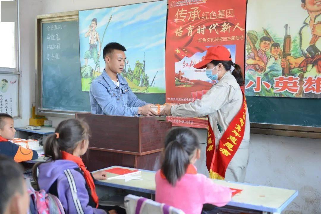 人生苦短,需要有一些热爱有抵御困顿!